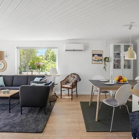 2 Bedroom Lovely In * 보겐세